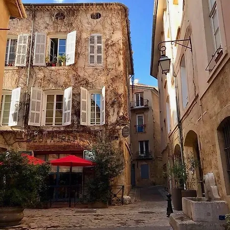Hameau Des Cedres